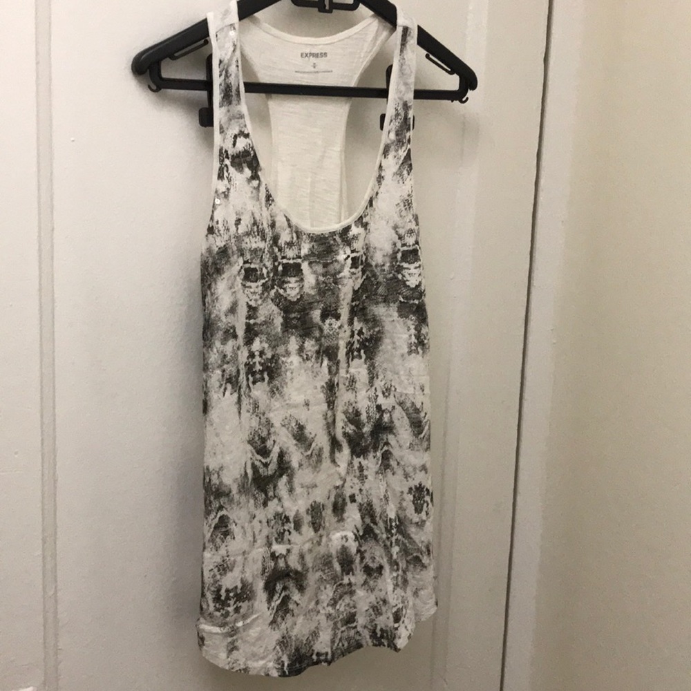 Express tank racer back clear sequence abstract